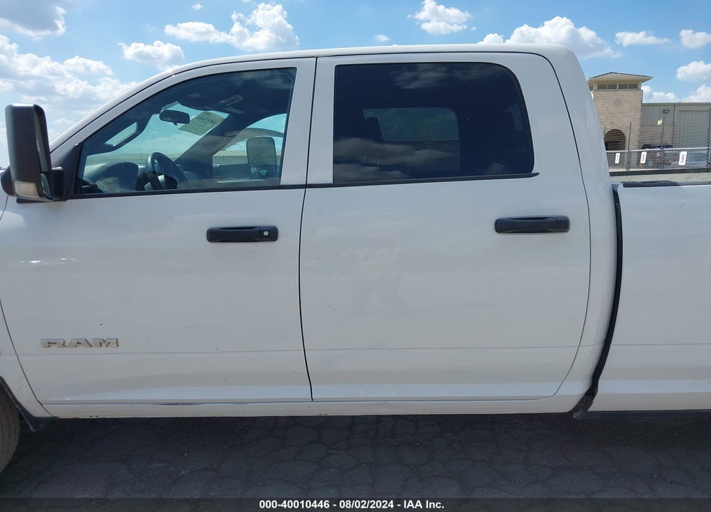 2022 RAM 2500 TRADESMAN 4X4 8' BOX VIN: 3C6UR5HJ8NG155049