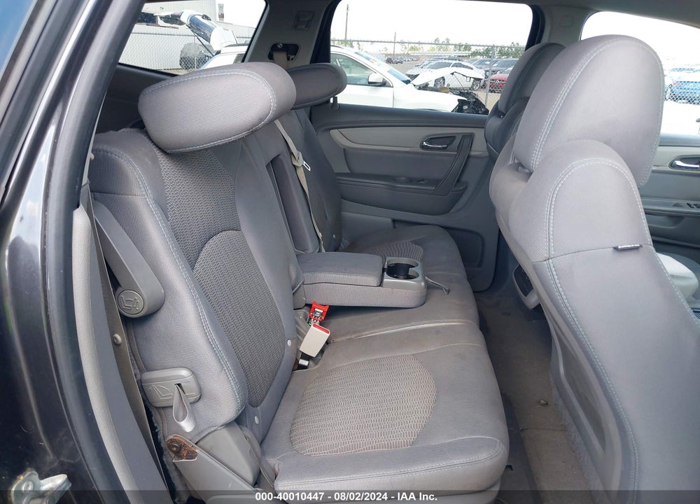 2015 CHEVROLET TRAVERSE 1LT VIN: 1GNKRGKD2FJ279808