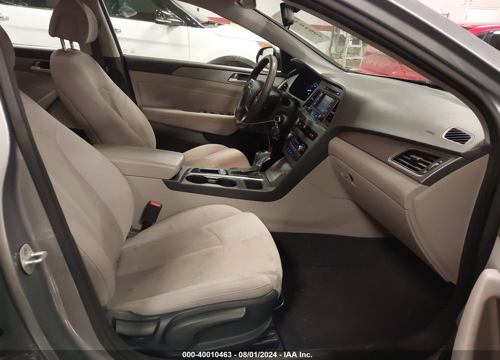 2015 HYUNDAI SONATA SE VIN: 5NPE24AF4FH013937