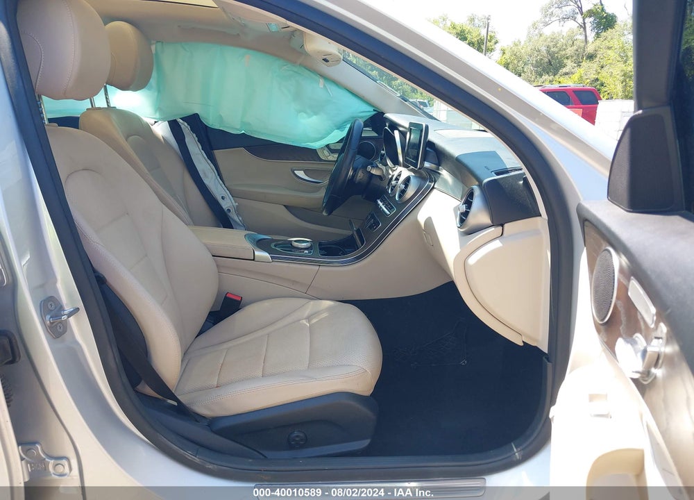 2018 MERCEDES-BENZ C 300 VIN: WDDWF4JB8JR421662