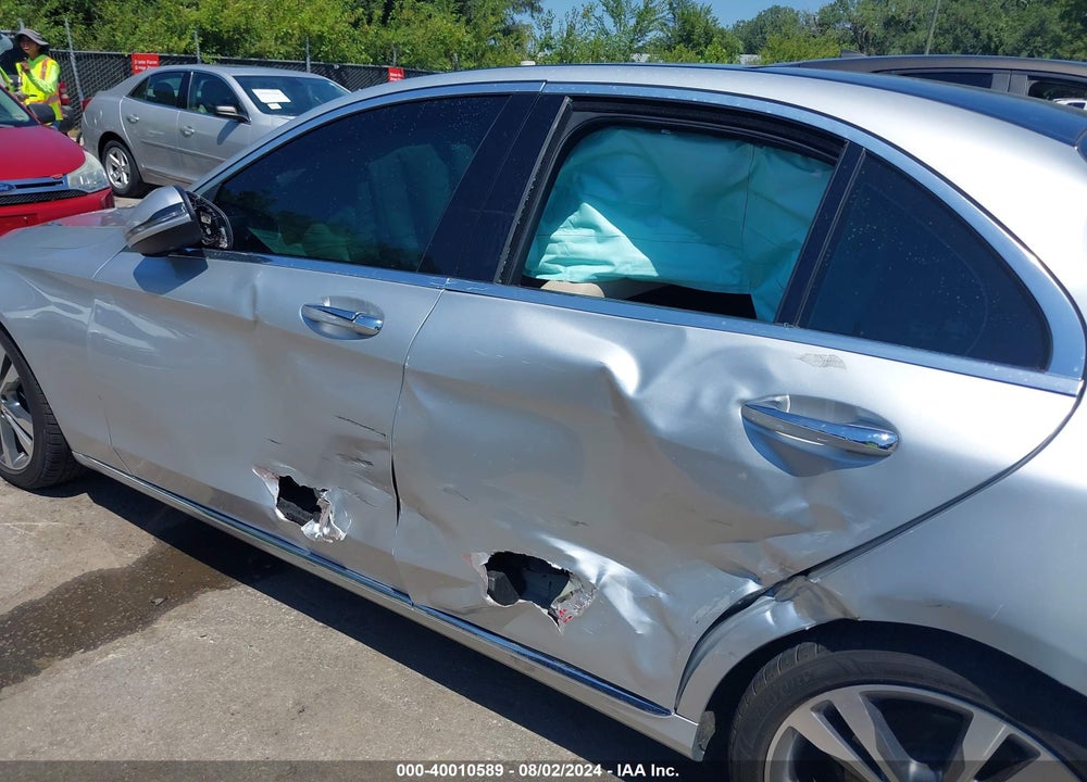 2018 MERCEDES-BENZ C 300 VIN: WDDWF4JB8JR421662