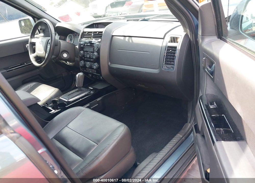 2010 FORD ESCAPE LIMITED VIN: 1FMCU9EG6AKC63588