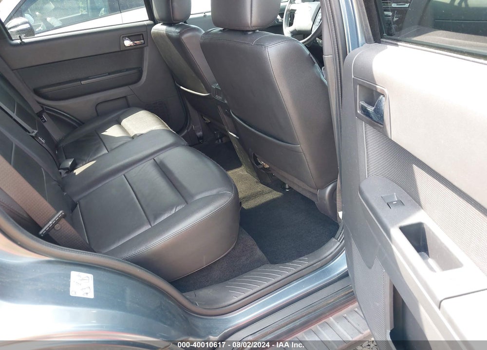 2010 FORD ESCAPE LIMITED VIN: 1FMCU9EG6AKC63588