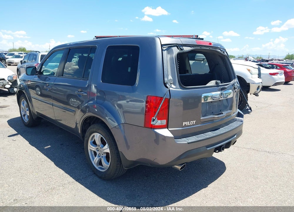 2014 HONDA PILOT EX VIN: 5FNYF3H46EB020644