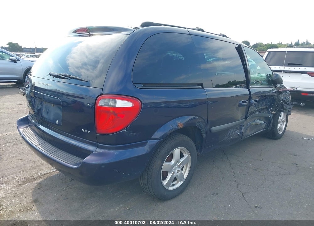 2005 DODGE CARAVAN SXT VIN: 1D4GP45R55B219267