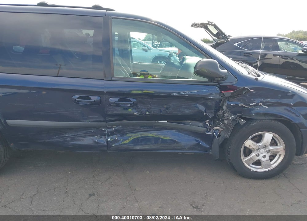2005 DODGE CARAVAN SXT VIN: 1D4GP45R55B219267