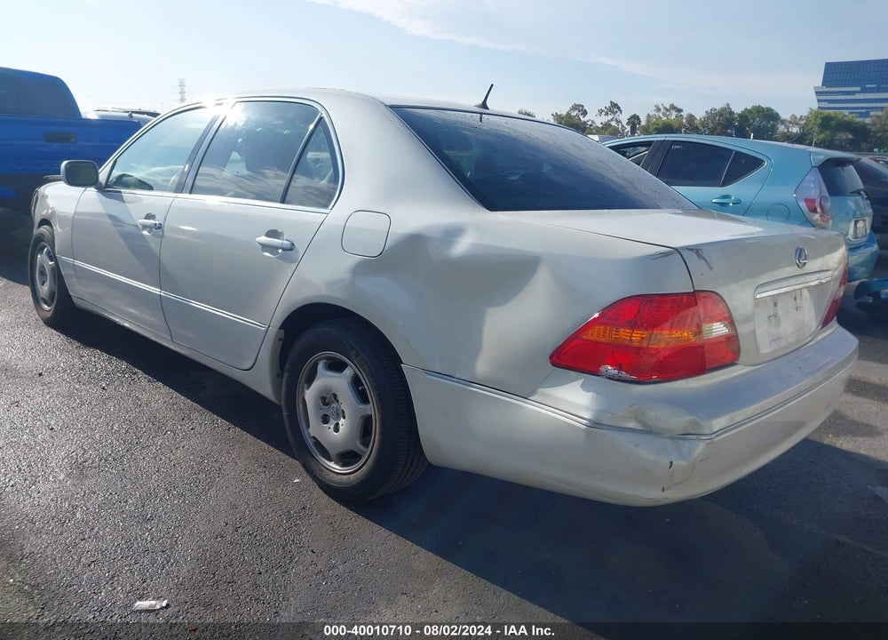 2002 LEXUS LS 430 VIN: JTHBN30F620084407