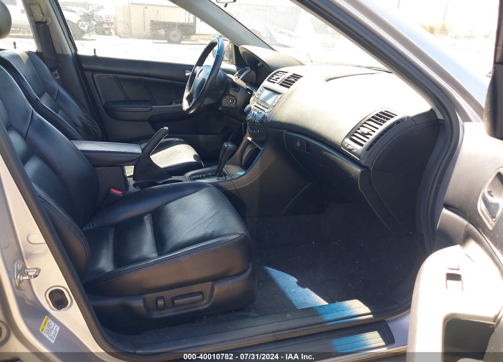 2005 HONDA ACCORD 3.0 EX VIN: 1HGCM66535A035593