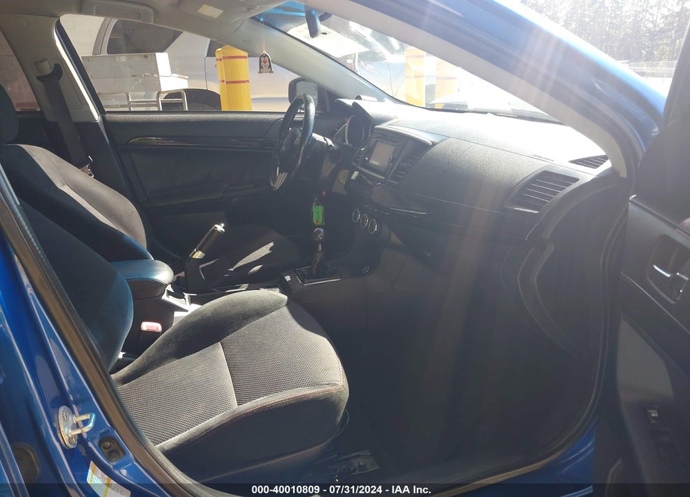 2015 MITSUBISHI LANCER EVOLUTION GSR VIN: JA32W8FV0FU013971