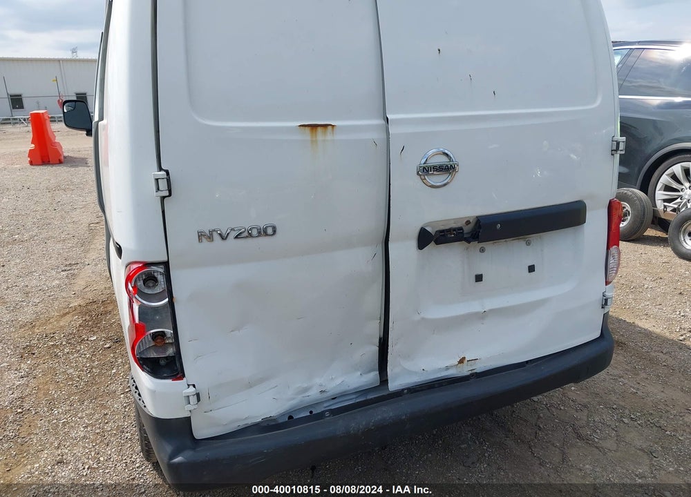 2015 NISSAN NV200 VIN: 3N6CM0KN8FK735172