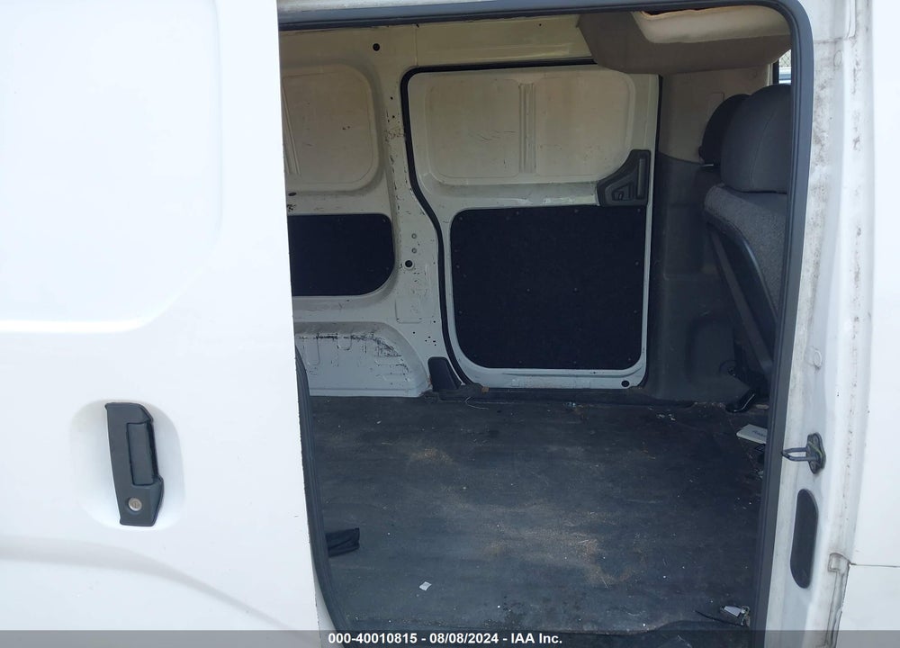 2015 NISSAN NV200 VIN: 3N6CM0KN8FK735172