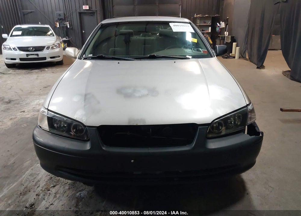 2000 TOYOTA CAMRY CE VIN: 4T1BG22K2YU712895