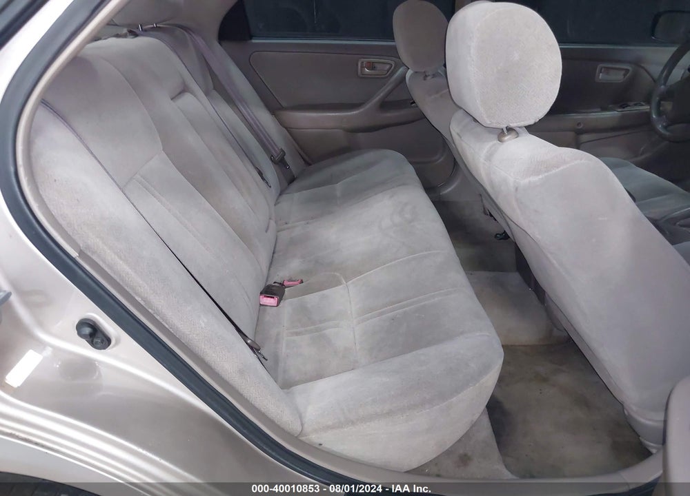 2000 TOYOTA CAMRY CE VIN: 4T1BG22K2YU712895