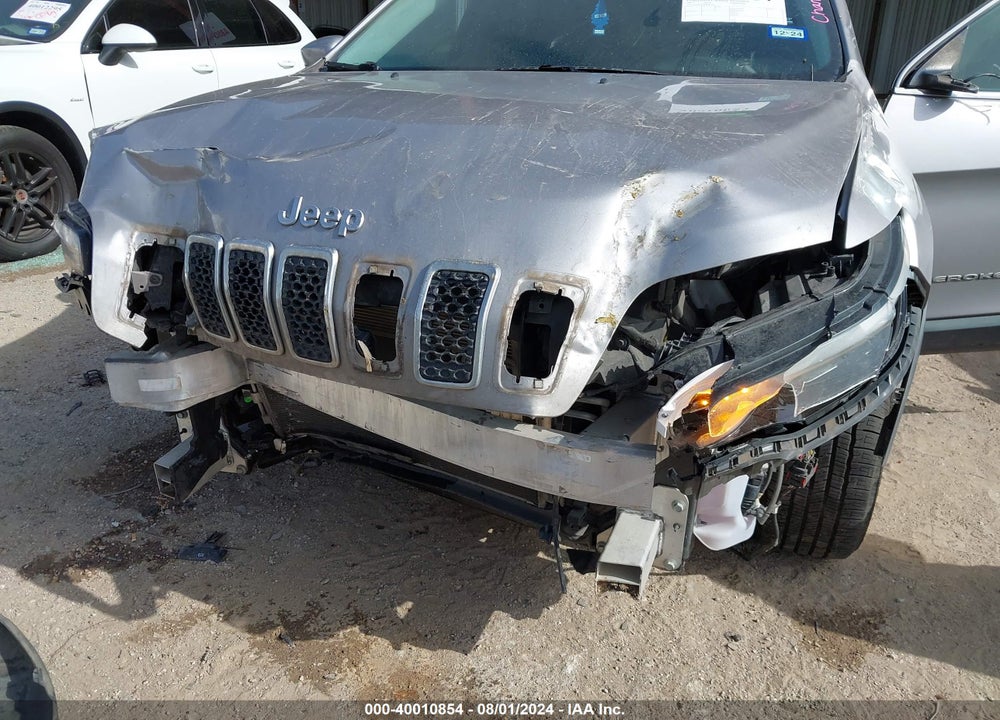 2019 CHEROKEE JEEP  LATITUDE FWD VIN: 1C4PJLCB7KD285110