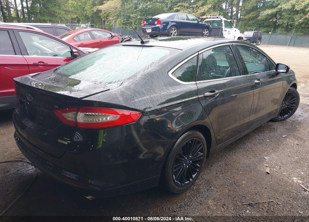 2015 FORD FUSION SE VIN: 3FA6P0HD9FR110007