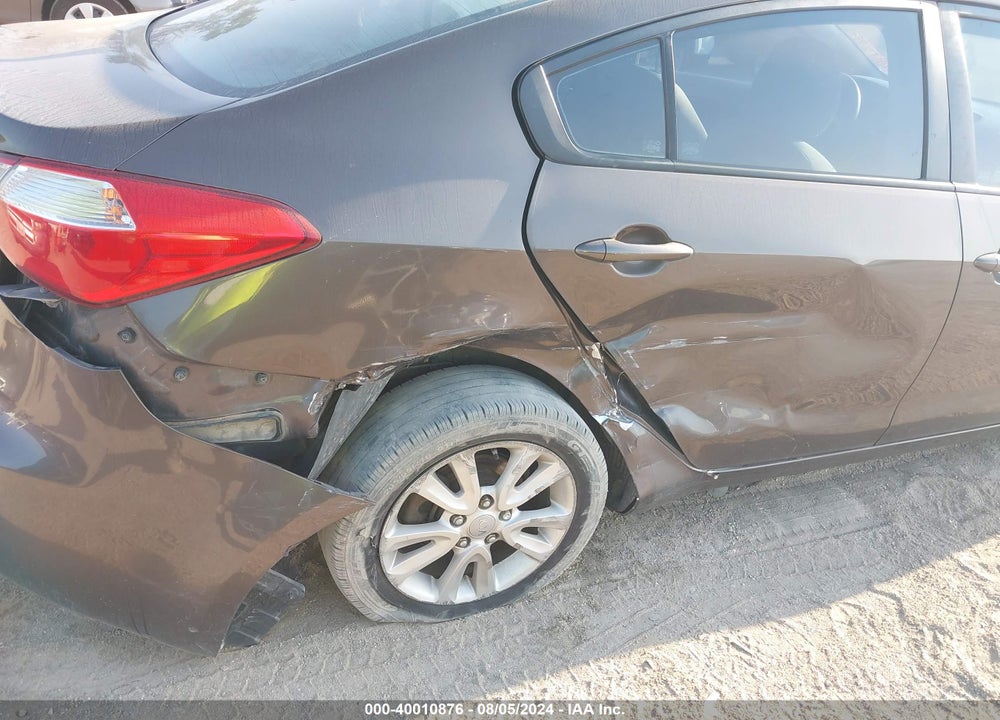 2015 KIA FORTE LX VIN: KNAFX4A61F5304415