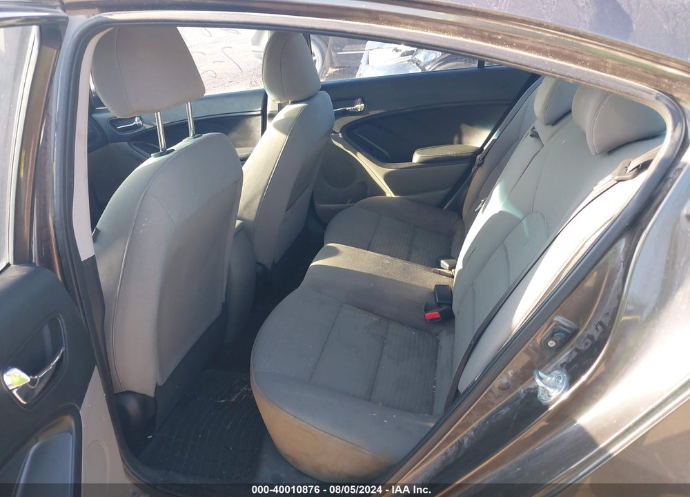 2015 KIA FORTE LX VIN: KNAFX4A61F5304415