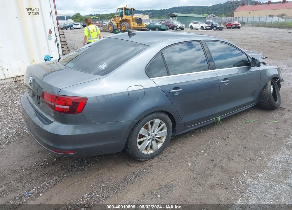 2016 VOLKSWAGEN JETTA 1.4T SE VIN: 3VWD67AJ5GM377945