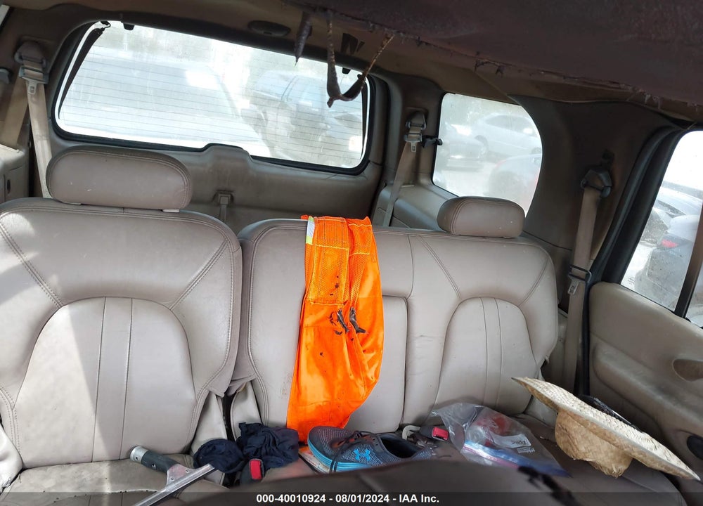 2000 FORD EXPEDITION EDDIE BAUER VIN: 1FMEU17L7YLB54310