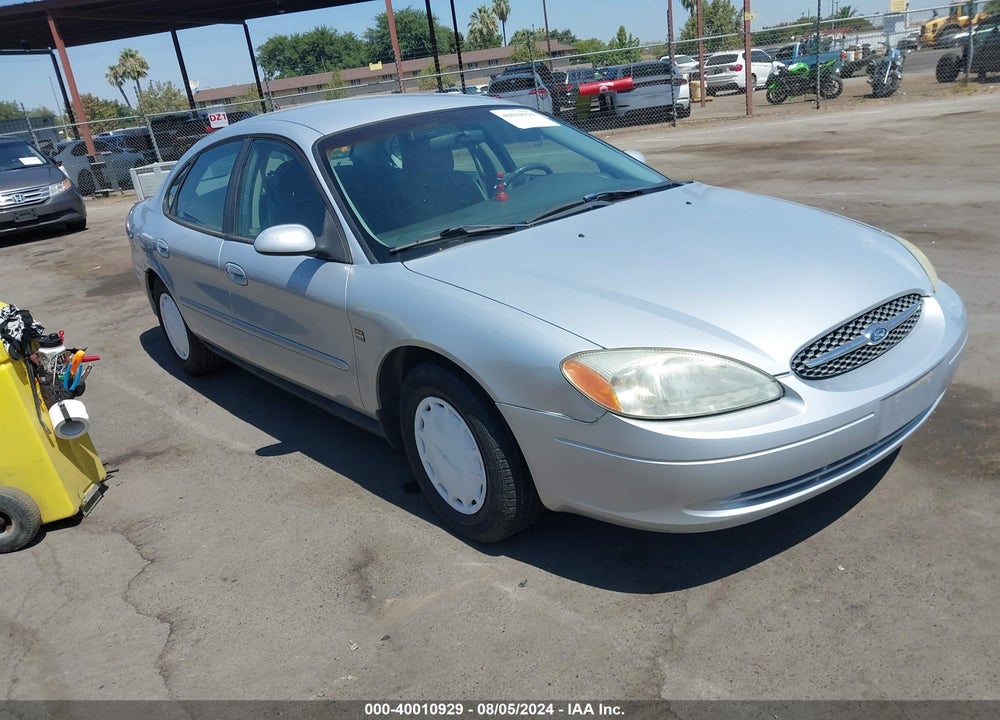 2000 FORD TAURUS SES VIN: 1FAFP55S8YA206627