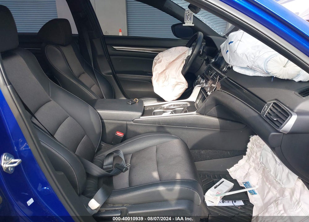 2018 HONDA ACCORD SPORT 2.0T VIN: 1HGCV2F39JA035189