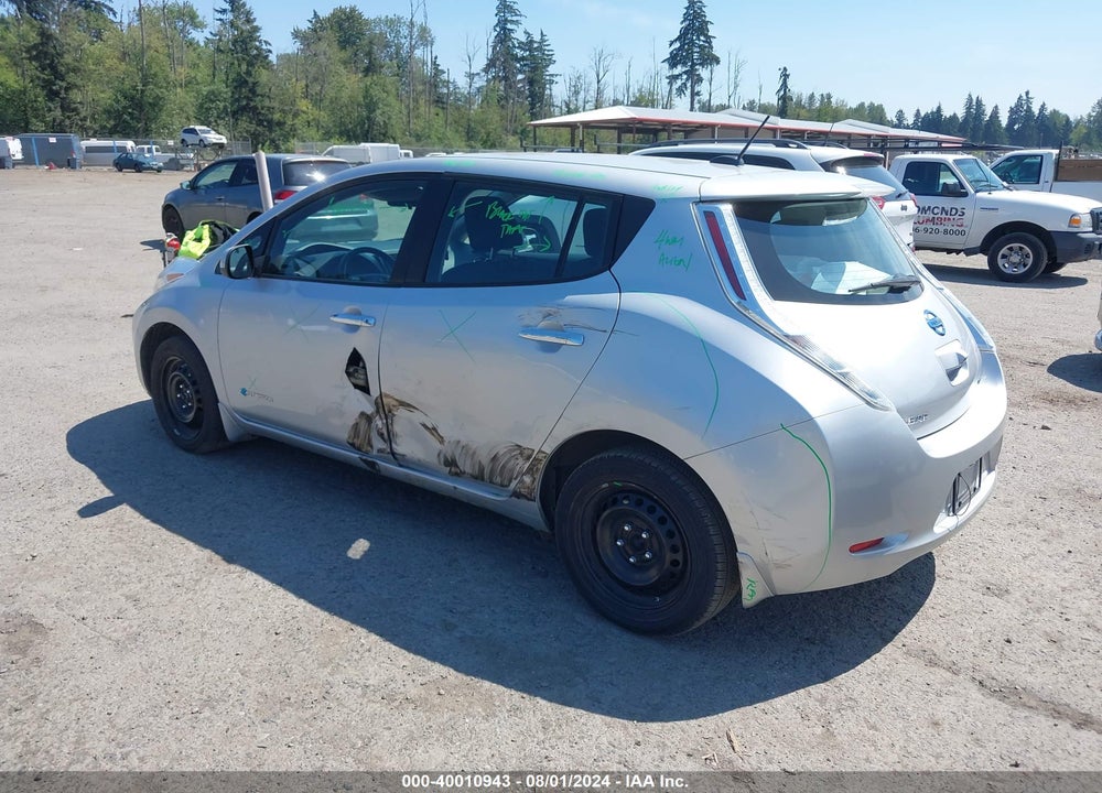 2015 NISSAN LEAF S VIN: 1N4AZ0CP9FC304492