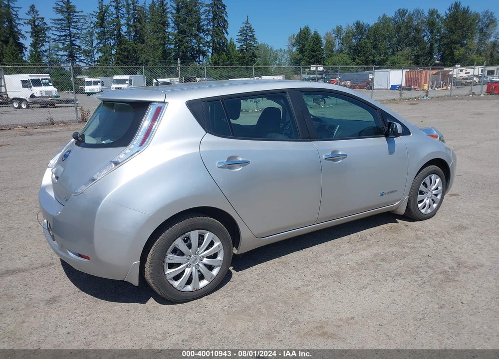 2015 NISSAN LEAF S VIN: 1N4AZ0CP9FC304492