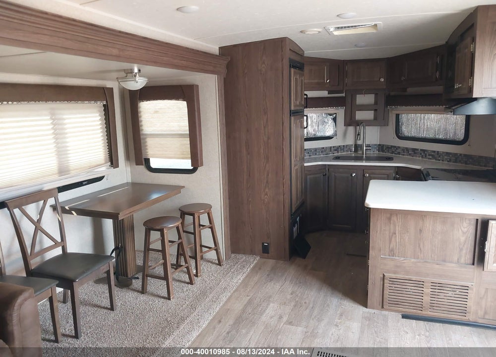 2018 FOREST RIVER ROCKWOOD M-3008V VIN: 4X4TRLF27J1881153