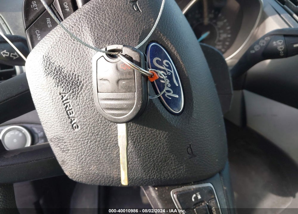 2017 FORD ESCAPE S VIN: 1FMCU0F7XHUC43000