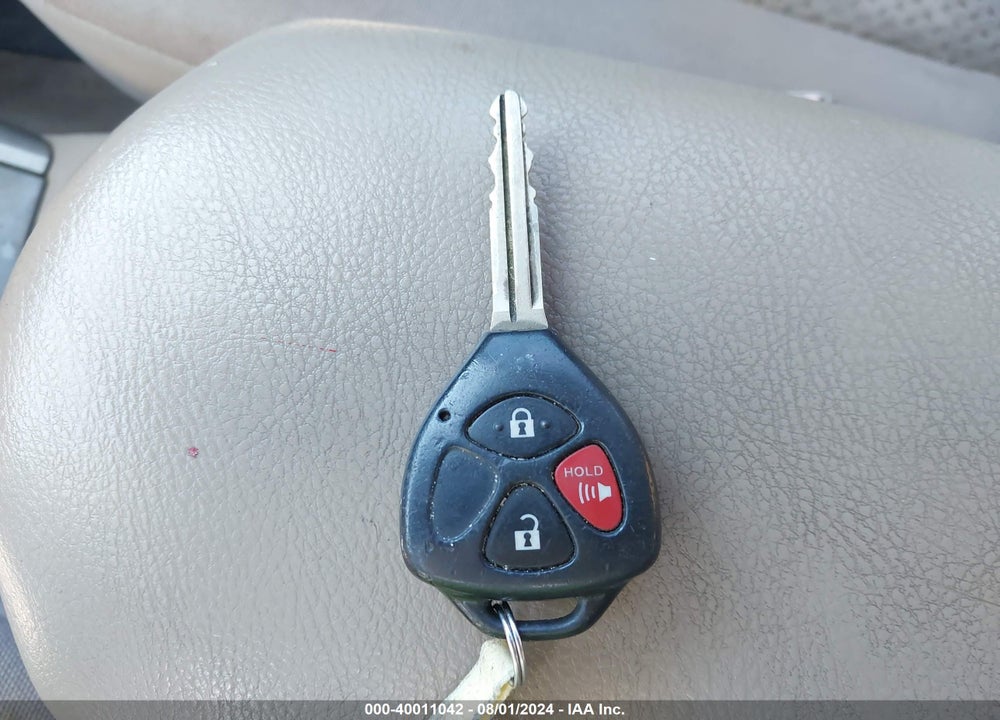 2007 TOYOTA RAV4 VIN: JTMZD33V876050382