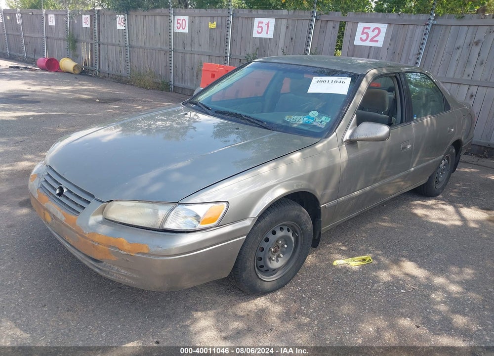1997 TOYOTA CAMRY LE VIN: JT2BG22K3V0100513