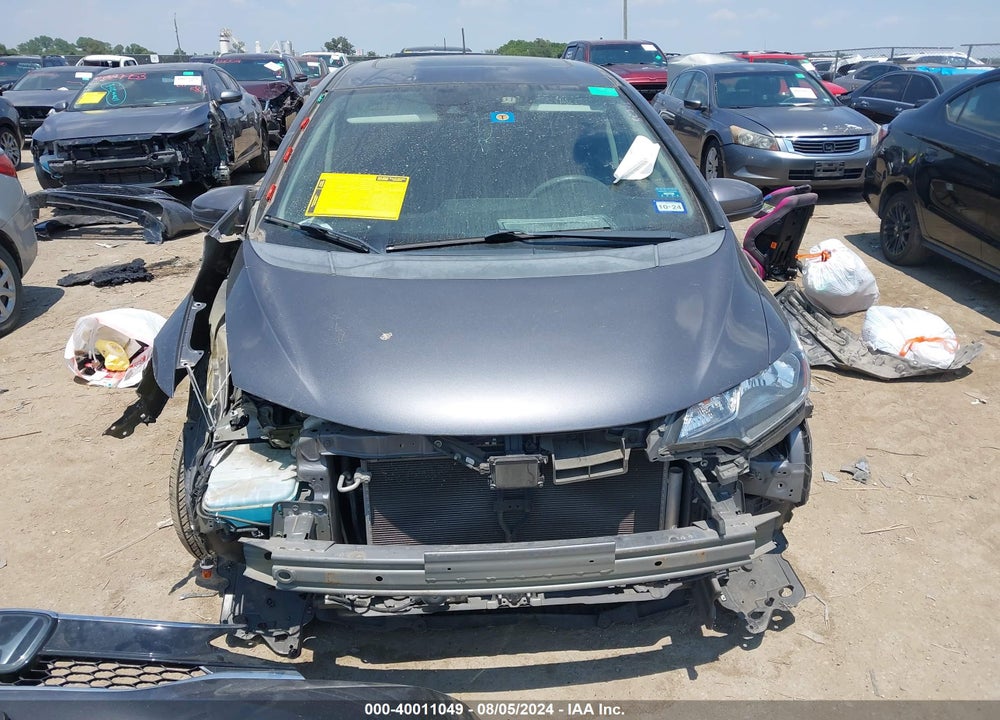 2018 HONDA FIT EX VIN: 3HGGK5H83JM706038