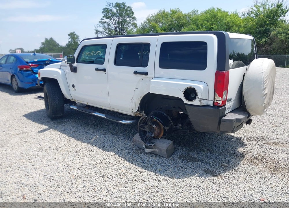 2007 HUMMER H3 SUV VIN: 5GTDN13E978188800