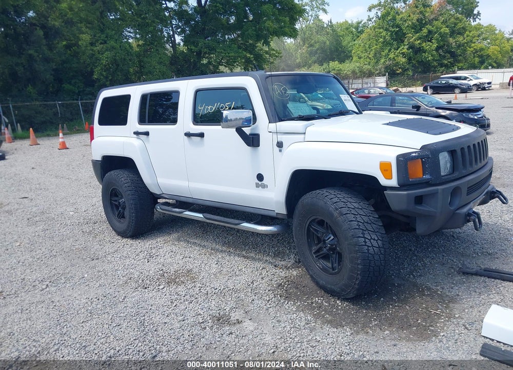 2007 HUMMER H3 SUV VIN: 5GTDN13E978188800