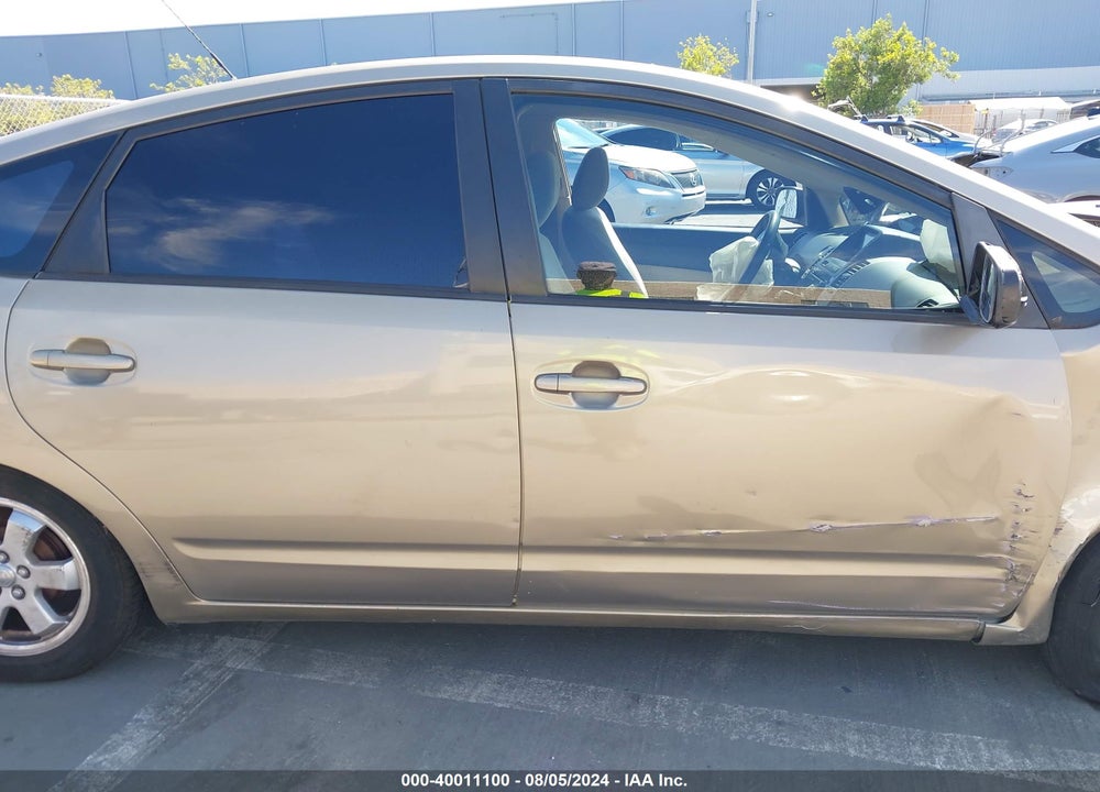 2004 TOYOTA PRIUS VIN: JTDKB22U840067417