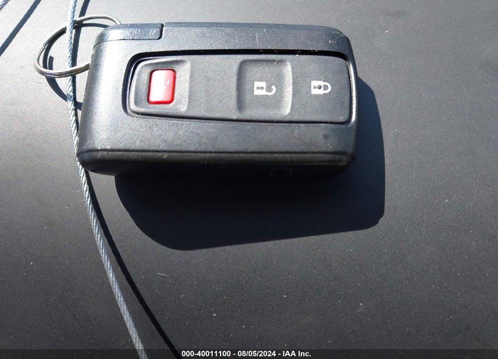 2004 TOYOTA PRIUS VIN: JTDKB22U840067417