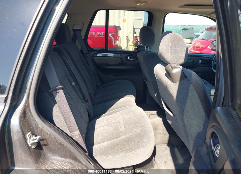 2005 GMC ENVOY SLE VIN: 1GKDT13S452168820