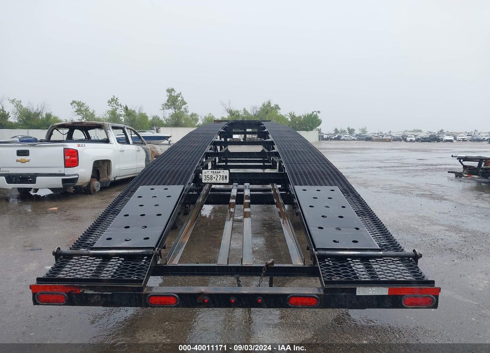 2023 TEXAS PRIDE TRAILERS 3 CAR WEDGE VIN: 7HCGC5039PB041402