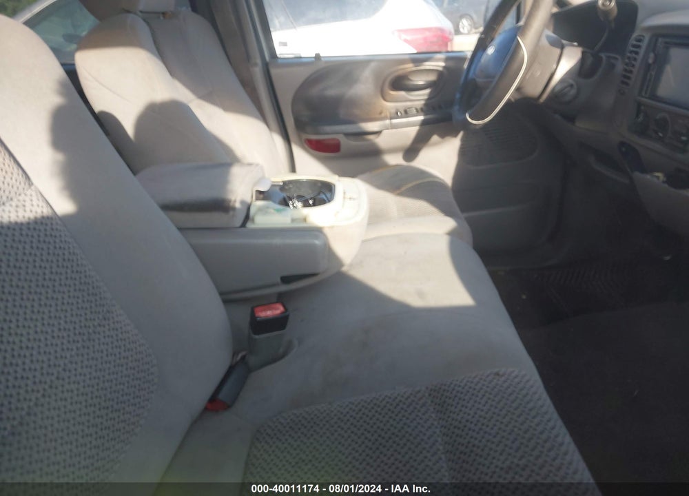 2003 FORD F-150 LARIAT/XLT VIN: 1FTRW07L83KD01405