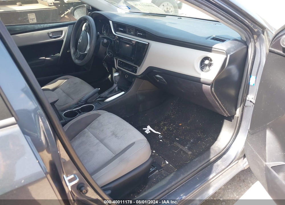 2019 TOYOTA COROLLA LE VIN: 5YFBURHE2KP861710