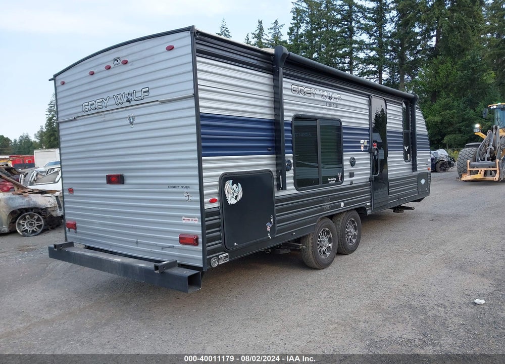 2022 FOREST RIVER CHEROKE GREY WOLF VIN: 5ZT2CKNB2NF002955