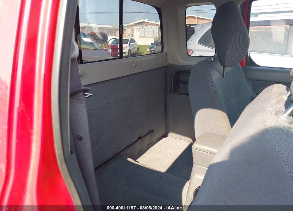 2004 NISSAN FRONTIER XE-V6 VIN: 1N6ED26Y84C466165