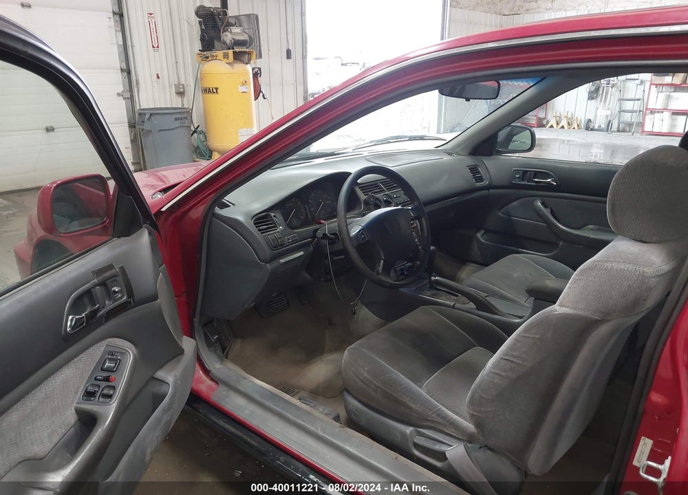 1997 HONDA ACCORD SE VIN: 1HGCD7205VA025924