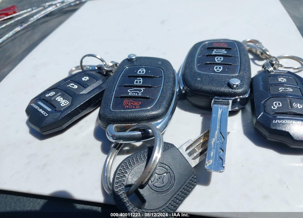 2018 HYUNDAI TUCSON SEL VIN: KM8J3CA4XJU760571