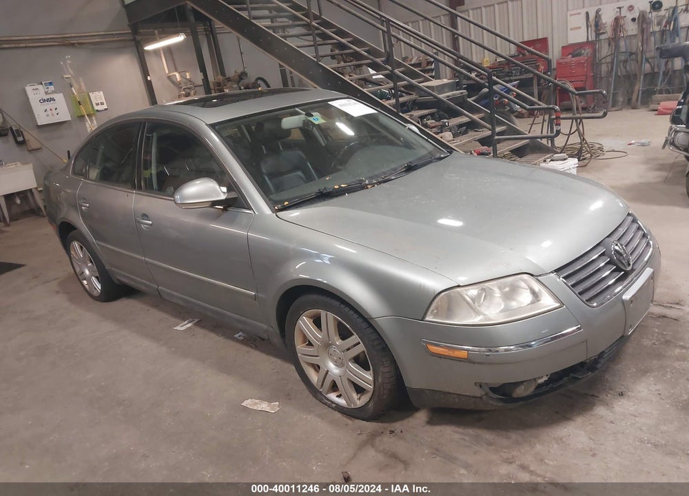 2005 VOLKSWAGEN PASSAT GLX VIN: WVWTU63B35E057465