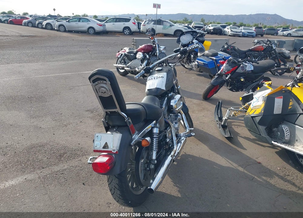 2005 HARLEY-DAVIDSON XL883 L VIN: 1HD4CMM185K412888