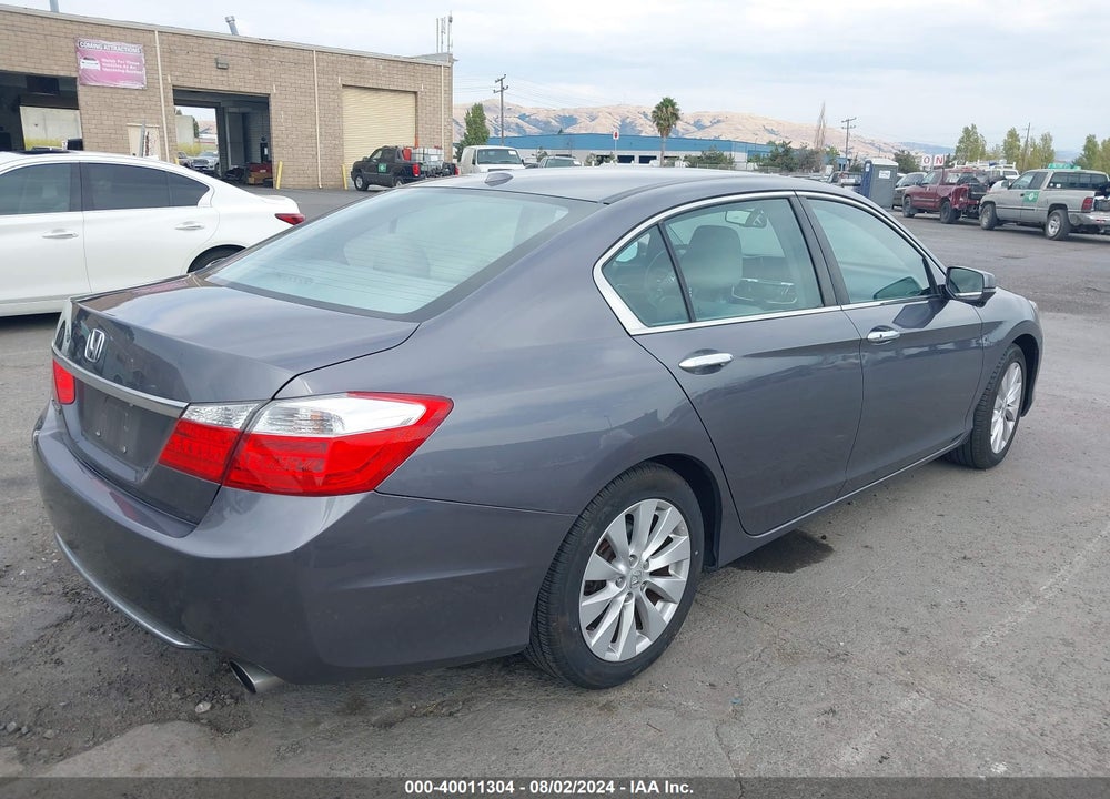 2015 HONDA ACCORD EX-L VIN: 1HGCR2F80FA213594