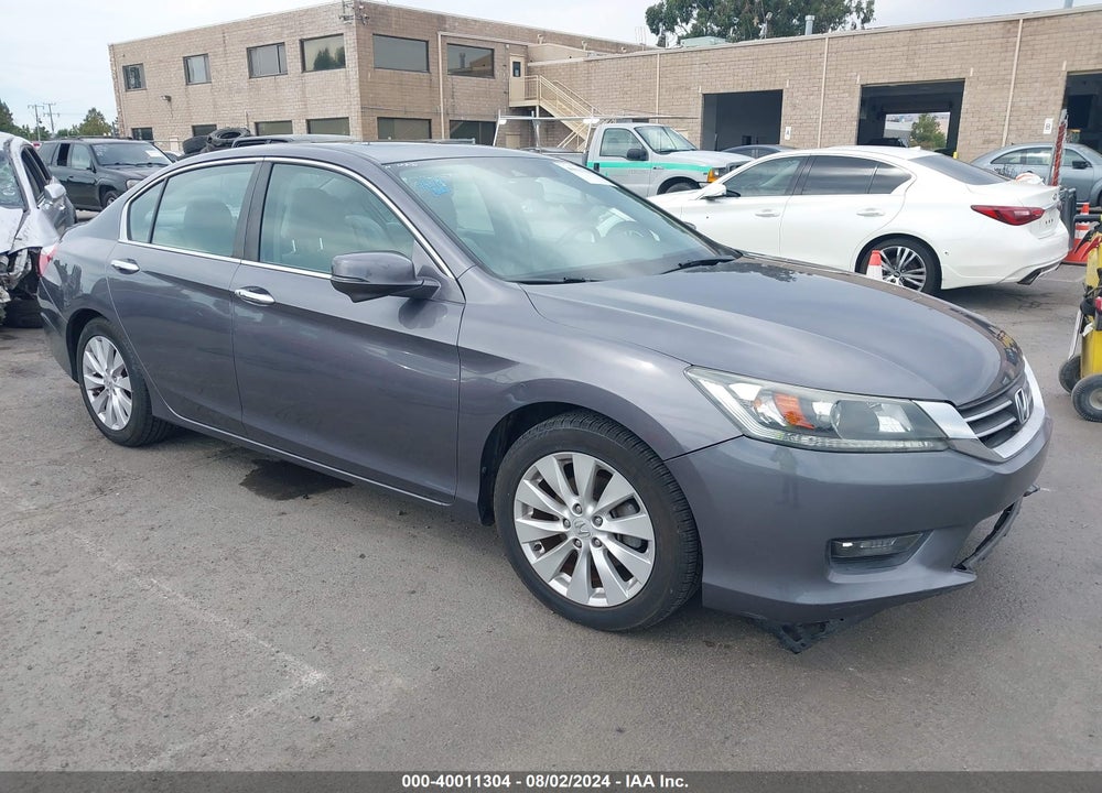 2015 HONDA ACCORD EX-L VIN: 1HGCR2F80FA213594