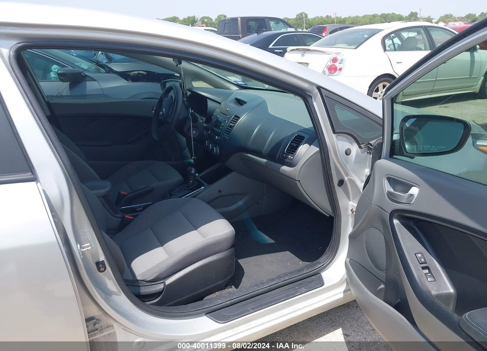 2017 KIA FORTE LX VIN: 3KPFK4A77HE061131