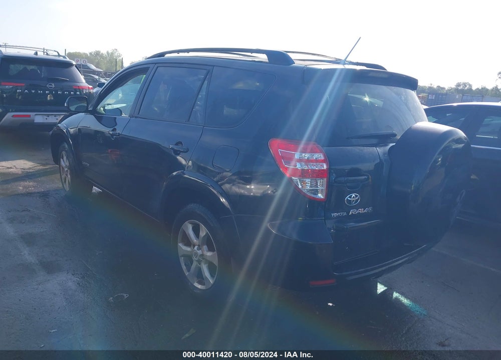 2009 TOYOTA RAV4 LIMITED VIN: JTMBF31VX95011235